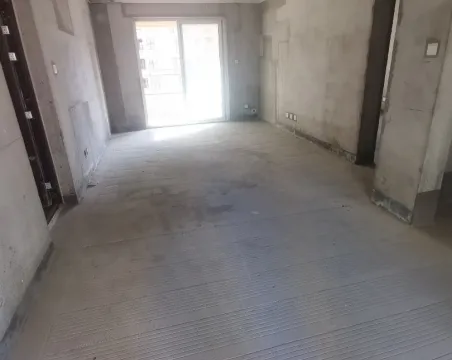 金悦理想城3室2厅1卫毛坯