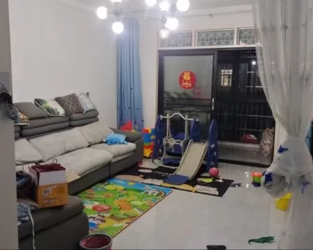 宁陵锦绣花园3室1厅1卫精装
