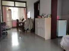 多伦县|大唐公寓2室1厅1卫出售