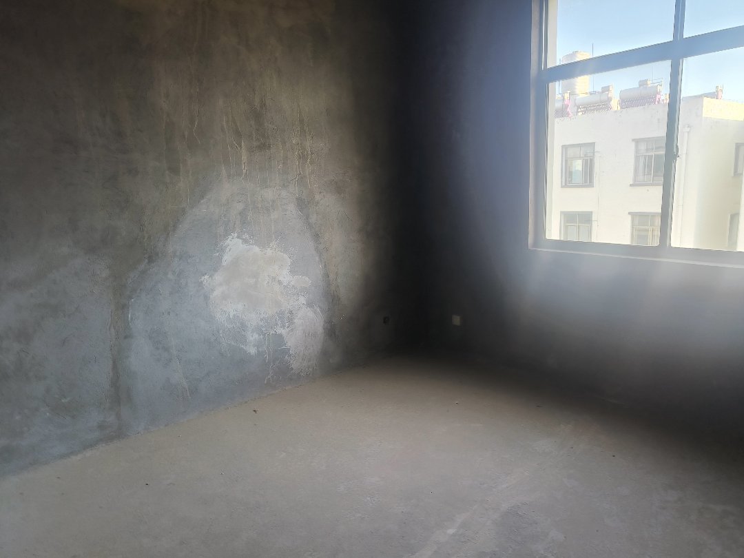 麒麟区南片区毛坯3室2厅2卫二手房出售10