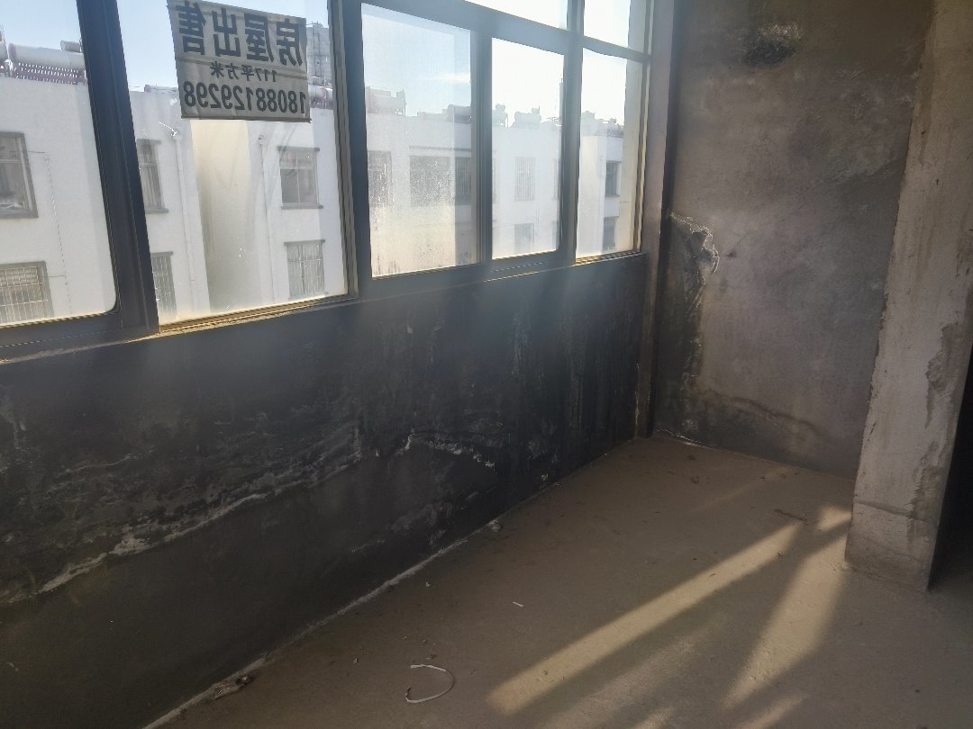麒麟区南片区毛坯3室2厅2卫二手房出售6