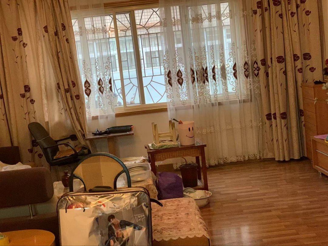 糖酒茶公司住宿区,河西糖酒茶公司住宿区精装3室2厅2卫1阳台出售11