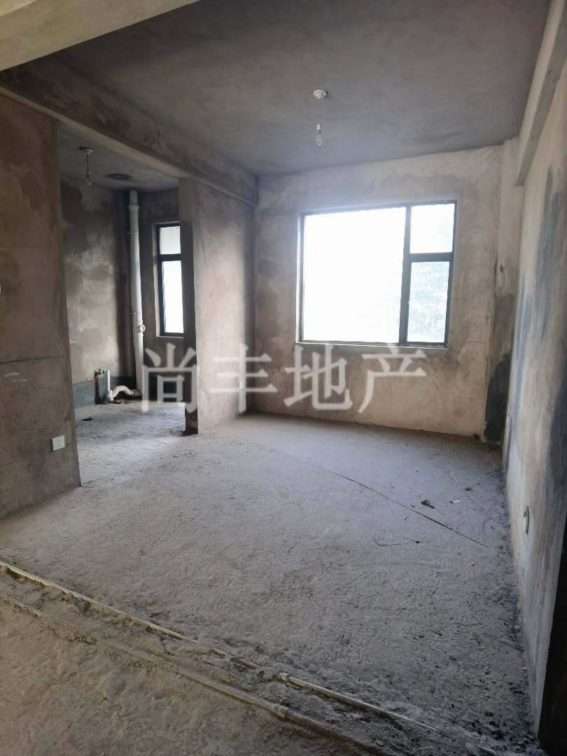 阳光花园御园,阳光御园3楼142㎡ 带超大可使用露台，退台洋房2