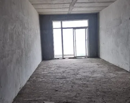 南凤天城2室2厅1卫毛坯