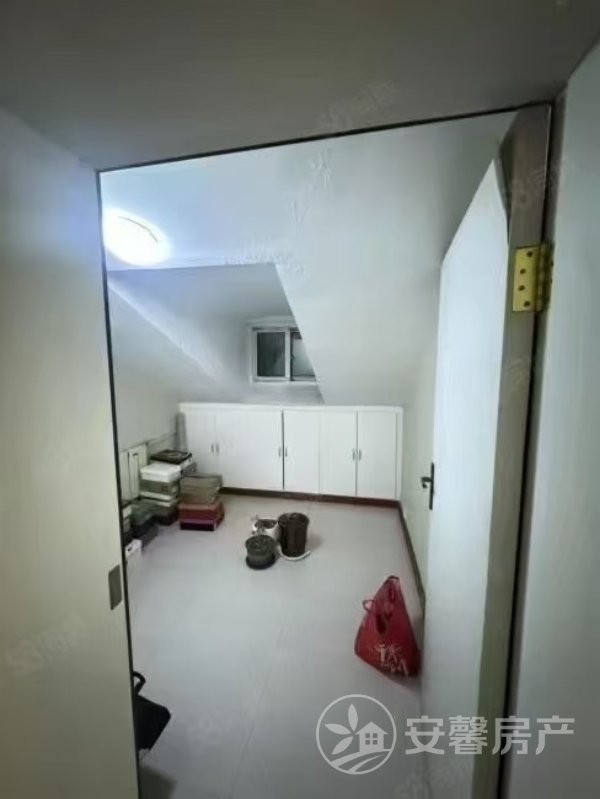 建设南小区,建设南小区170平4室2厅2卫电梯房带阁楼诚意出售4
