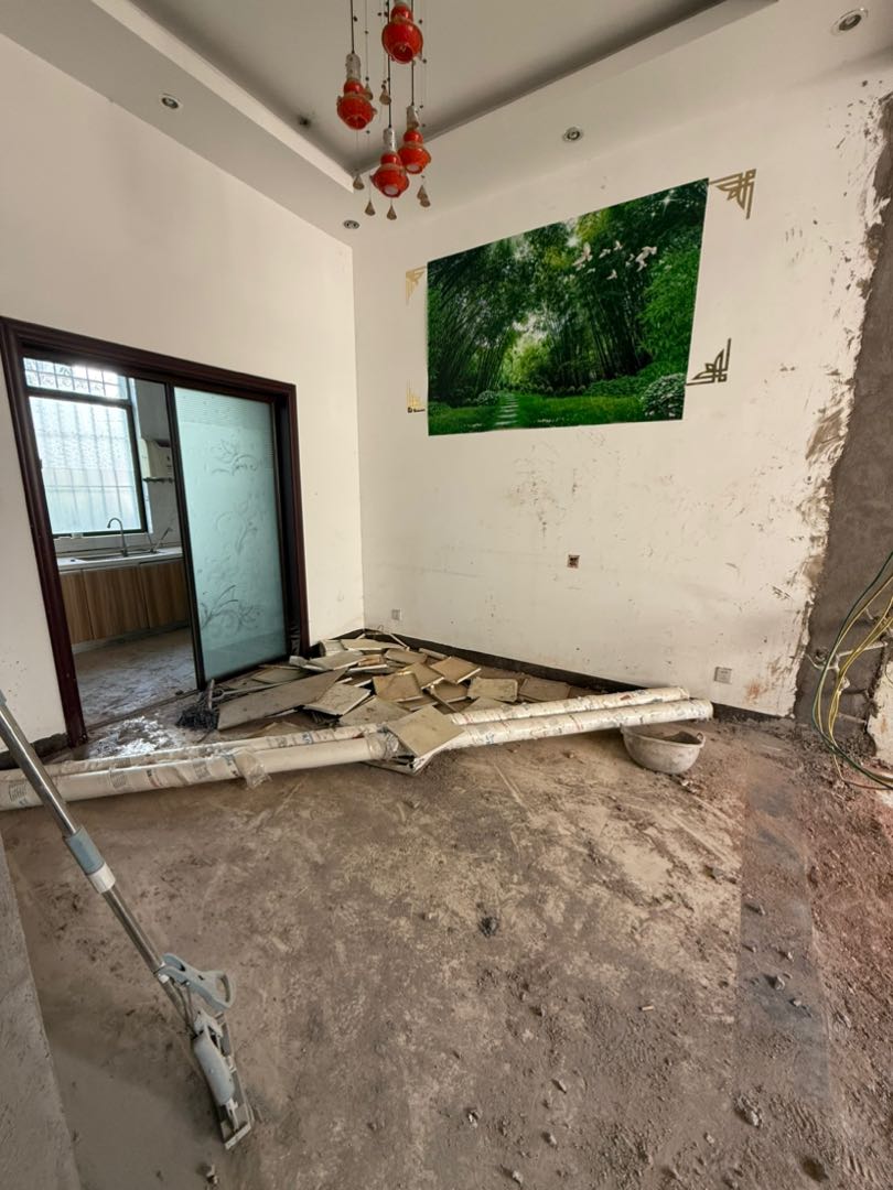 麒麟区南片区毛坯6室3厅3卫二手房出售2