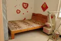 出售102平，两室两厅，一厨一卫房产证，一般装修3