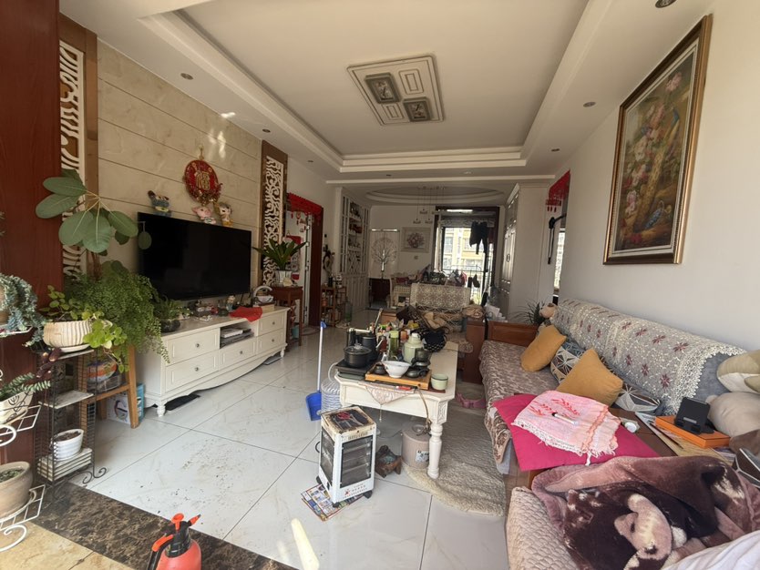 精装3室2厅1卫1阳台真漂亮，错层设计真时尚！-潇湘新区汇景园二手房价