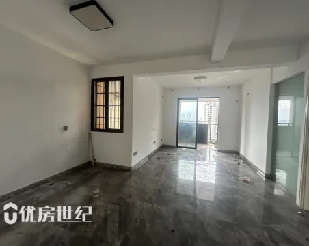 中融中央首府3室2厅2卫普通