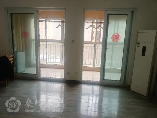 世茂九龙庭2室2厅0卫朝南普通房源图片