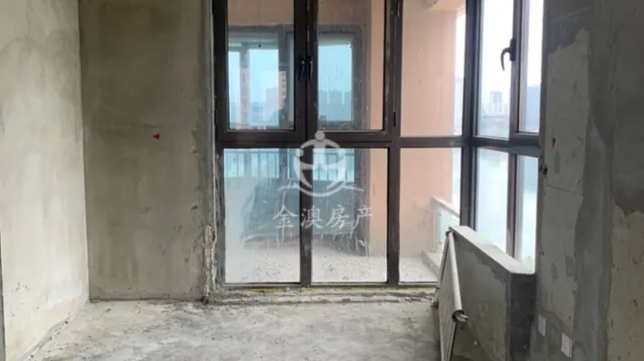 竹园圣江悦纯毛坯 随时看房 采光好