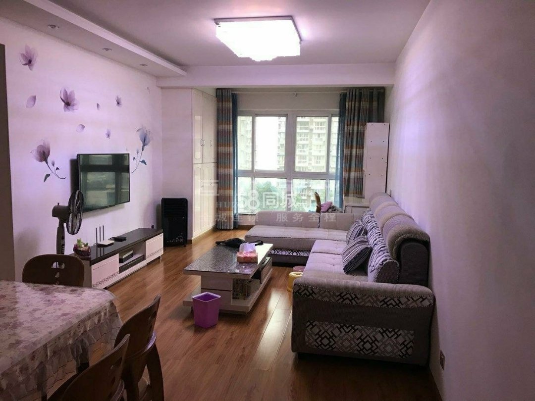 自住房出租，家具家电全齐拎包入住-银海金域国际二手房价