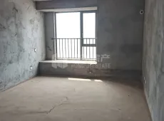 红谷滩区|绿地悦城E区4室2厅2卫出售