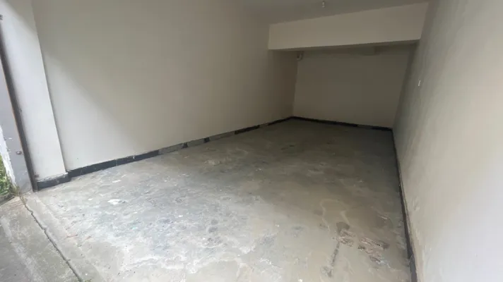 店长推荐虹桥社区！房东诚意出售