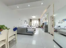 渭城区|中铁二十局电务处家属院2室2厅1卫出售