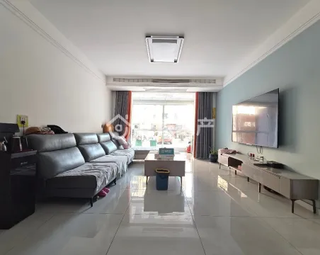 尚德华府3室2厅2卫精装