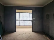 红谷滩区|恒锦花苑三区4室2厅2卫出售
