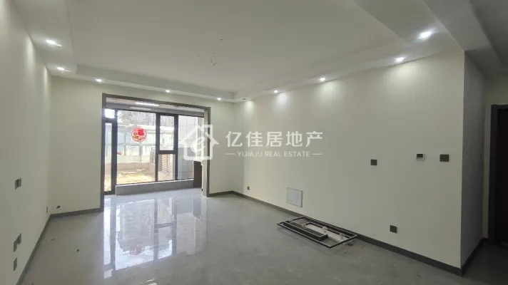 万基名家127㎡3室2厅2卫2阳台精装，业主急售