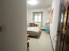右江区|滨江国际4室2厅2卫出售