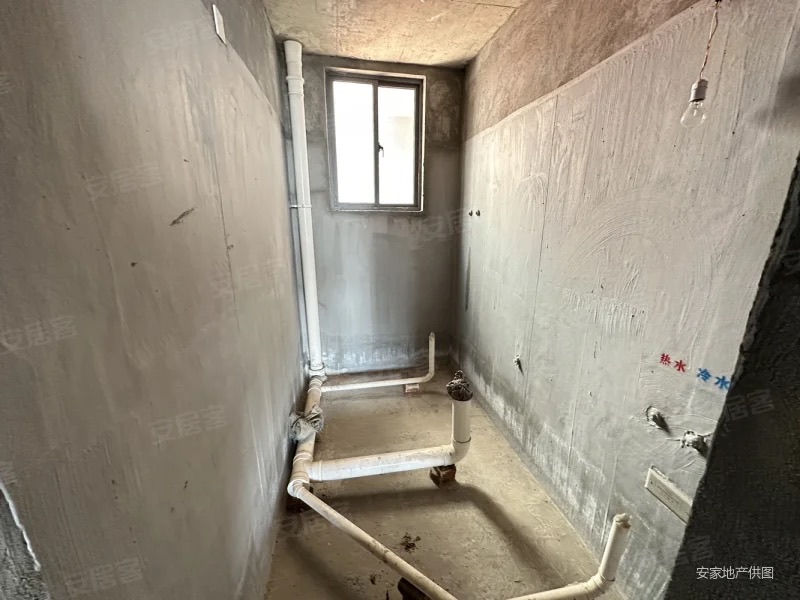 麒麟区北片区毛坯3室2厅2卫二手房出售4