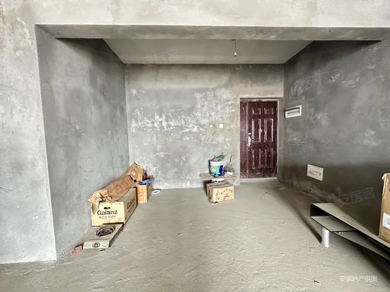 麒麟区北片区毛坯3室2厅2卫二手房出售7