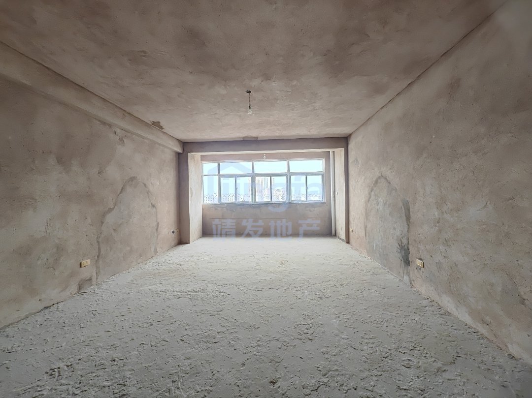龙翔花园毛坯带花园，面积114㎡欢迎品鉴-龙翔花园二手房价