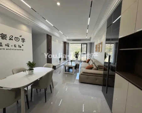 恒胜公园城3室1厅1卫毛坯