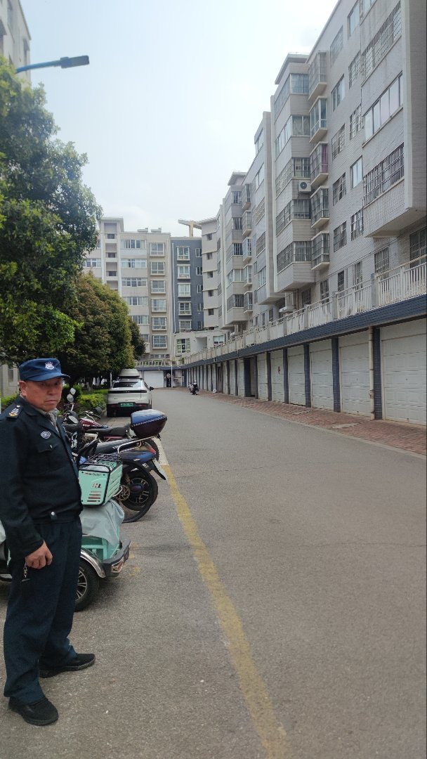 麒麟区东片区普通3室2厅1卫二手房出售11