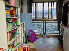 东侨区|金域兰湾B区3室2厅2卫出售