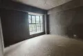 龙城国际 ，一楼带六七十平院子，带双车位。1