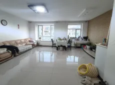 萨尔图区|湖滨教师花园E区3室2厅2卫出售|买房租房佣金全返