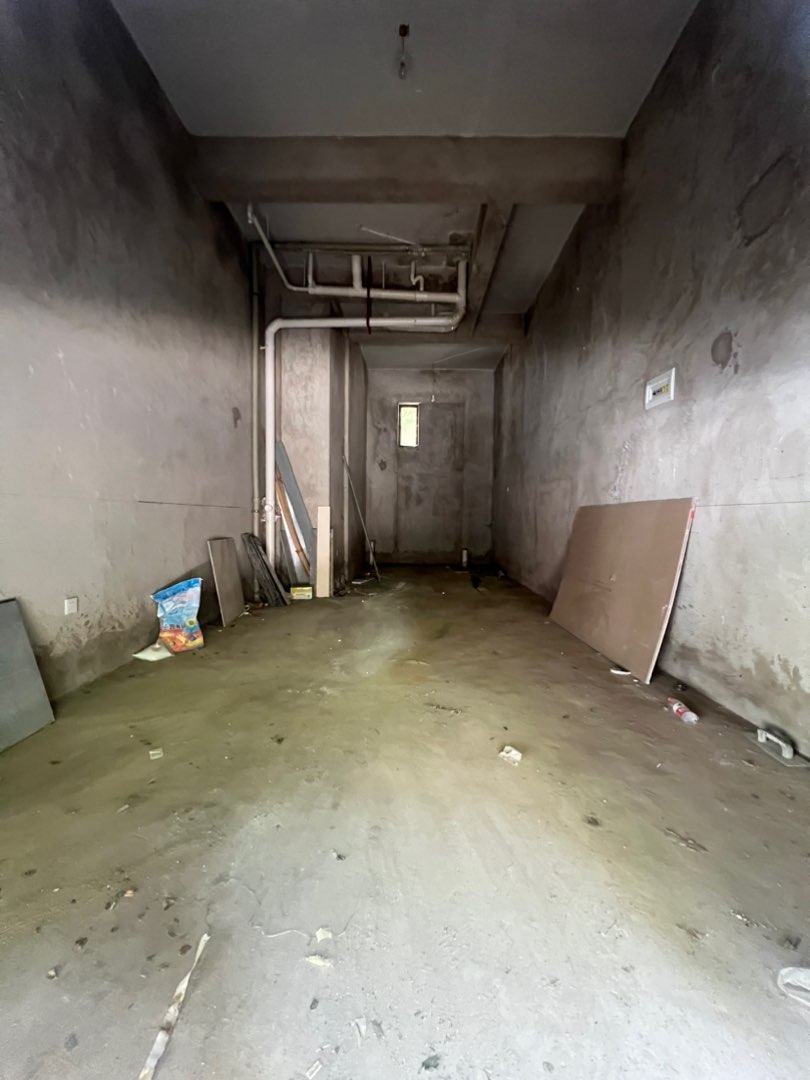 华府世家商铺出售！此商铺两证全！房主急售，价格可议！亏本甩！-华府世家二手房价