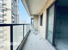 东侨区|龙威经茂广场4室2厅2卫出售