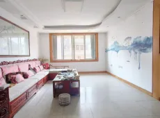 叠彩区|桂峰小区4室2厅2卫出售