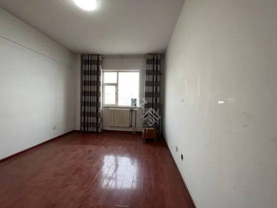 和谐新区3室2厅1卫朝东西普通房源图片