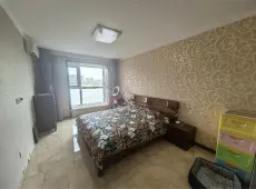 莲池区|上湖名郡3室2厅2卫出售