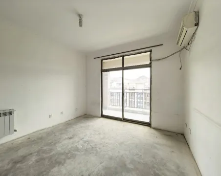 盛域滨江2室2厅1卫毛坯