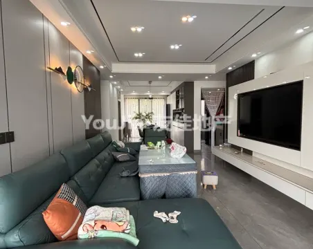 未来城市云璟台4室2厅2卫精装