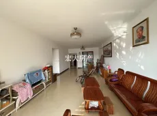 高州市|潘州雅居4室2厅2卫出售