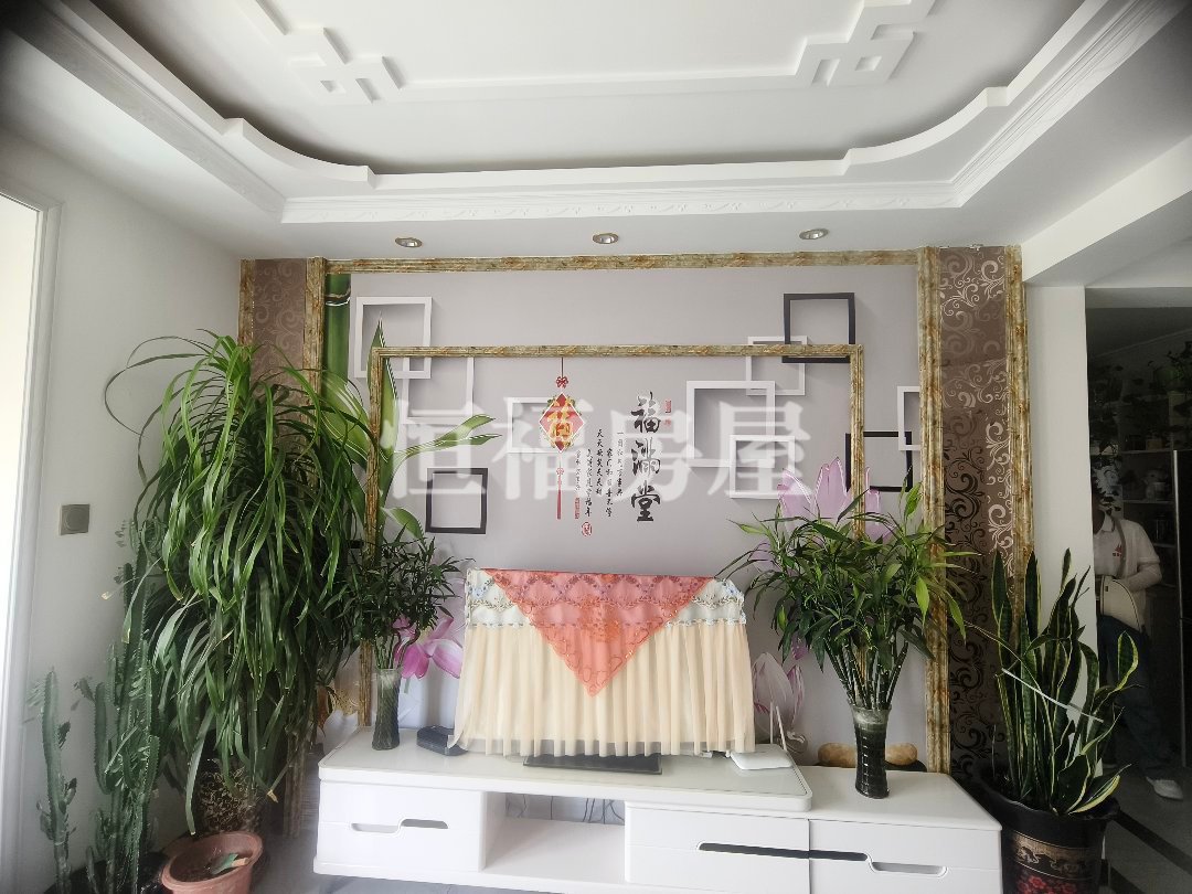 阳光馨苑A区,年轻时尚 精致3室2厅1卫1阳台 观景房 享受生活从这里开始2