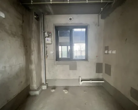 融创山河大观3室2厅2卫毛坯