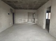 容县|万盛华府4室2厅2卫出售