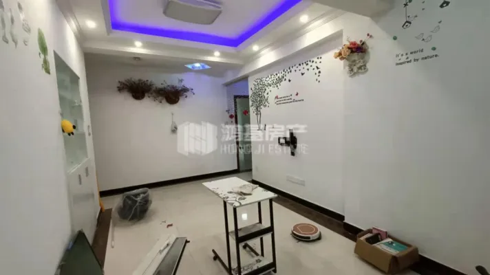 马德里风情93㎡，高品质居住体验，让您的生活更加精彩