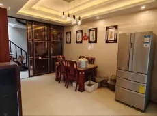 东兴区|金山城A区6室2厅1卫出售|买房租房佣金全返