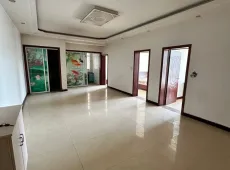 淅川县|鑫垚华庭3室2厅1卫出售