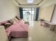 蕲春县|城市花园3室2厅1卫出租