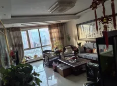 市辖区|昌盛小区5室2厅2卫出售