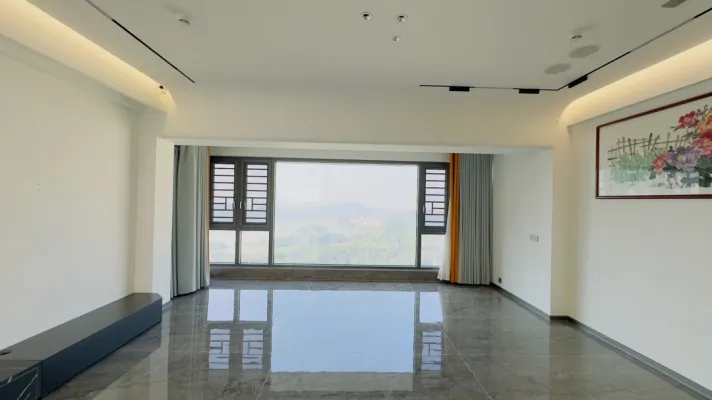 恒裕城  全湖景 豪装电梯高层4房 159㎡仅售259万