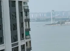 龙湖区|海璟天翡4室2厅3卫出售|买房租房佣金全返