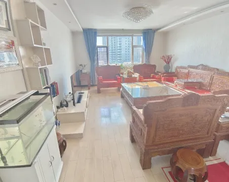 果洛车队家属院5室3厅2卫普通